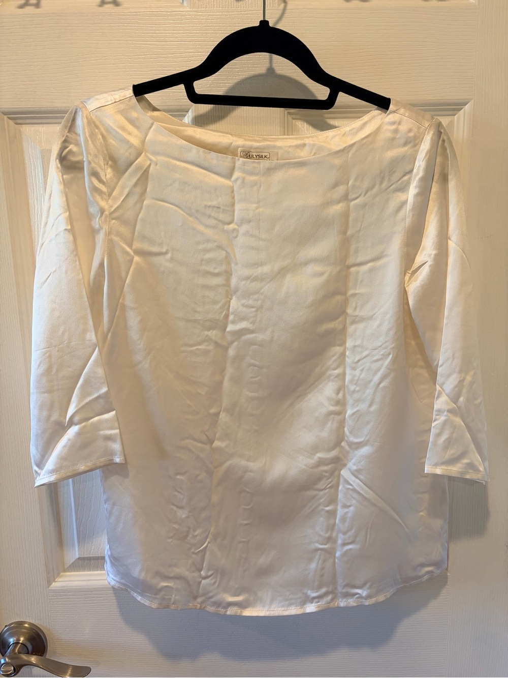 NWOT - LILYSILK 100% Mulberry Silk Ivory Boat Neck Blouse
